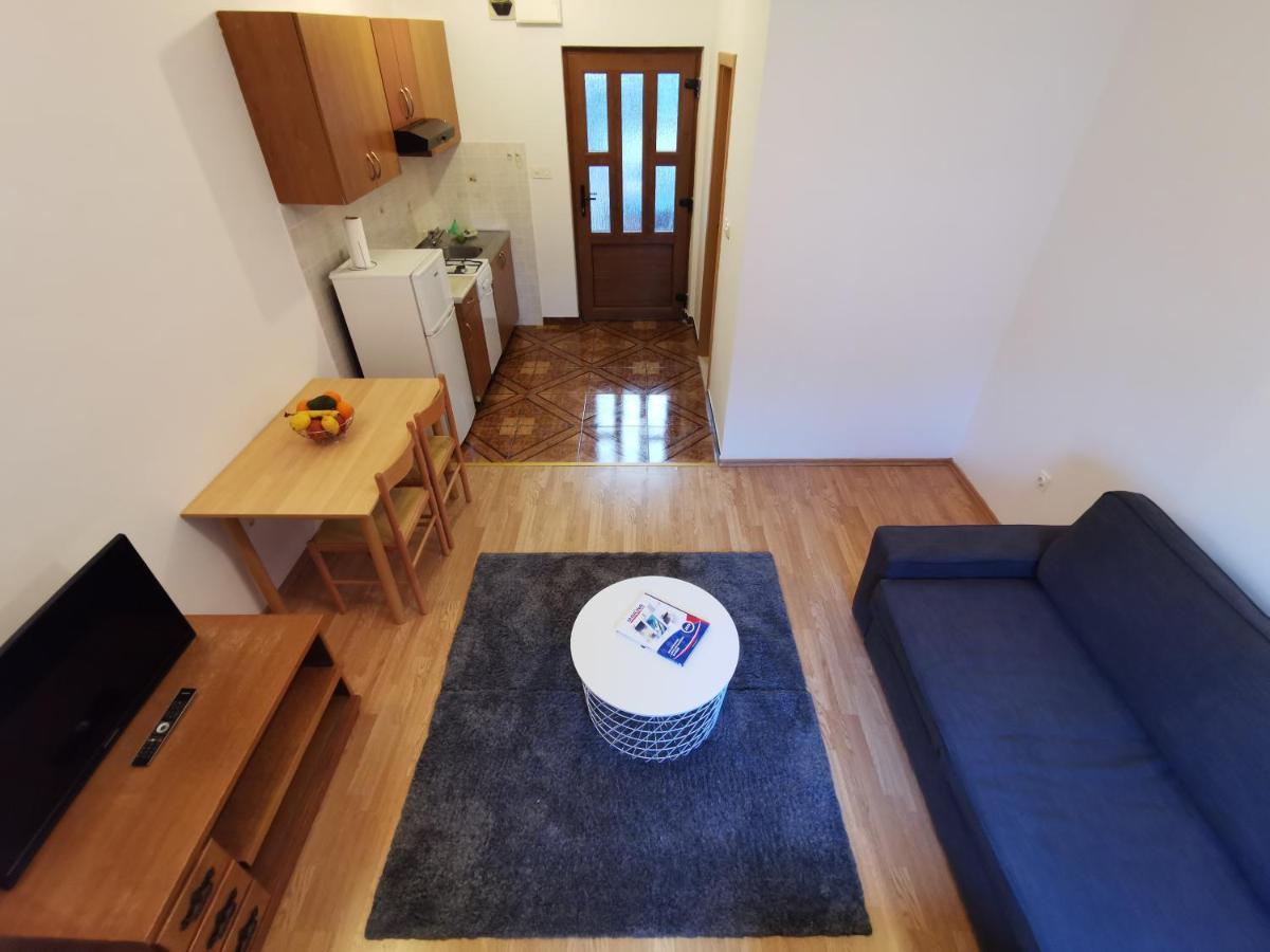 Uncle Apartment マカルスカ エクステリア 写真